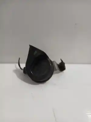 Автозапчасти б/у рог за BMW 1 (E87) 120 d ссылки OEM IAM 61337183392  