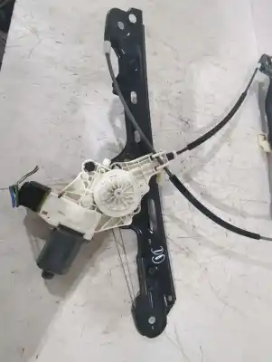 Peça sobressalente para automóvel em segunda mão elevador de vidros dianteiro direito por bmw 1 (e87) 120 d referências oem iam 51337138466  