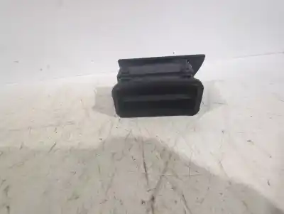 Автозапчастина б/у аераційна решіта для opel astra h (a04) 1.7 cdti (l48) посилання на oem iam 13228919  