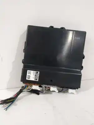 Peça sobressalente para automóvel em segunda mão módulo eletrônico por toyota corolla station wagon (_e21_) 1.8 hybrid (zwe211) referências oem iam 8998102090  