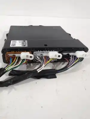 Peça sobressalente para automóvel em segunda mão módulo eletrônico por toyota corolla station wagon (_e21_) 1.8 hybrid (zwe211) referências oem iam 8998102090  