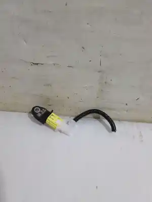 Pezzo di ricambio per auto di seconda mano Sensore per TOYOTA COROLLA STATION WAGON (_E21_) 1.8 Hybrid (ZWE211) Riferimenti OEM IAM 8983102320  