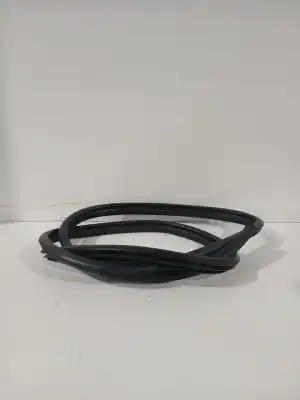 Peça sobressalente para automóvel em segunda mão junta vedante da porta por toyota yaris active referências oem iam 633310d070