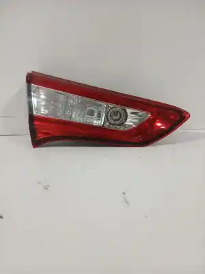 Peça sobressalente para automóvel em segunda mão farolim interior traseiro esquerdo por toyota yaris active referências oem iam 815910d620