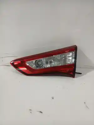 Peça sobressalente para automóvel em segunda mão farolim interior traseiro direito por toyota yaris active referências oem iam 815800d620