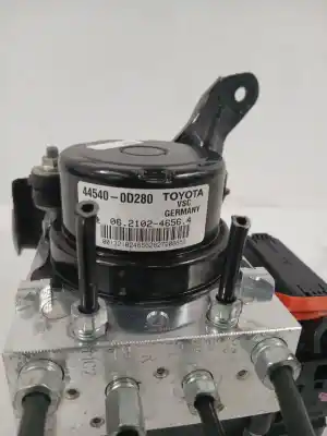 Peça sobressalente para automóvel em segunda mão abs por toyota yaris active referências oem iam 445400d280  