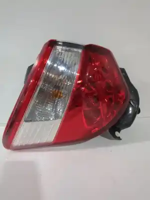 Peça sobressalente para automóvel em segunda mão farolim traseiro esquerdo por toyota yaris active referências oem iam d2030d205