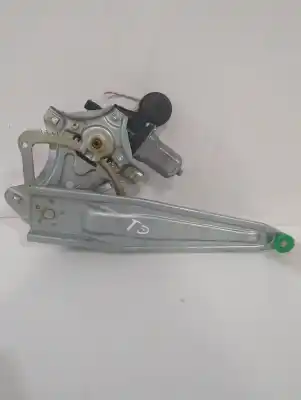 Peça sobressalente para automóvel em segunda mão elevador de vidros traseiro direito por toyota yaris active referências oem iam 857200d120