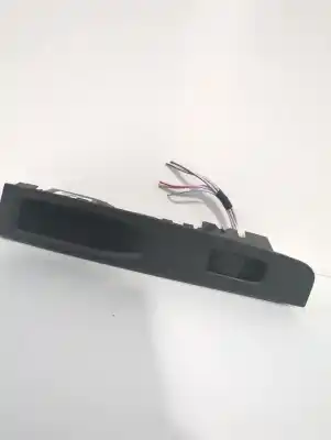 Peça sobressalente para automóvel em segunda mão botão / interruptor elevador vidro traseiro esquerdo por toyota yaris active referências oem iam 742720d400