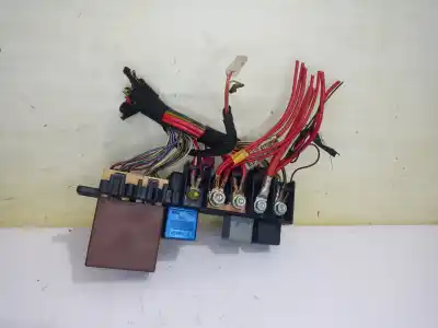Pezzo di ricambio per auto di seconda mano scatola relè/fusibili per audi a6 c5 avant (4b5, 4b6) 2.5 tdi riferimenti oem iam 8l0941822a  