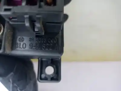 Pezzo di ricambio per auto di seconda mano scatola relè/fusibili per audi a6 c5 avant (4b5, 4b6) 2.5 tdi riferimenti oem iam 8l0941822a  