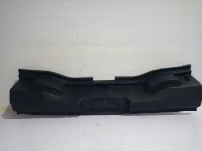 Second-hand car spare part rear decorative moulding for jeep avenger altitude oem iam references 735737904