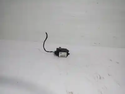 Peça sobressalente para automóvel em segunda mão motor de abertura da comporta de sofagem por renault scenic iii bose edition referências oem iam t1006419g