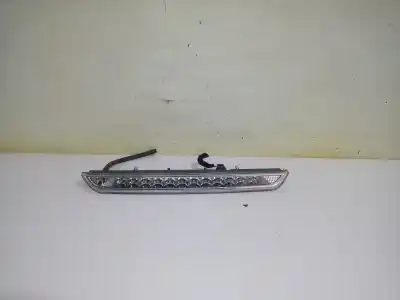 Second-hand car spare part central brake light for jeep avenger altitude oem iam references 9802932180