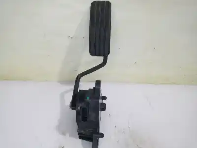 Second-hand car spare part accelerator pedal for renault scenic ii confort authentique oem iam references 8200159647  