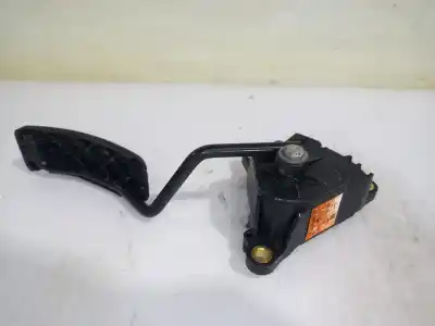 Second-hand car spare part accelerator pedal for renault scenic ii confort authentique oem iam references 8200159647  