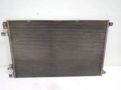 Автозапчасти б/у конденсатор / радиатор кондиционера воздуха за renault scenic ii confort authentique ссылки oem iam 8200115543