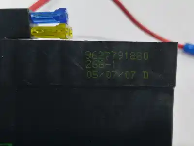 İkinci el araba yedek parçası röle/sigorta kutusu için citroen c4 grand picasso avatar oem iam referansları 9627791880  