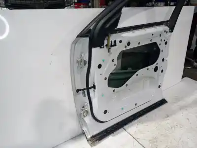 Автозапчастина б/у передні праві двері для jaguar e-pace (x540) 2.0 d150 awd посилання на oem iam j9c2731  