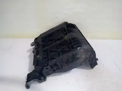 Автозапчастина б/у середній для renault scenic ii confort authentique посилання на oem iam 8200467409  