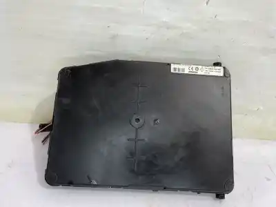 Автозапчасти б/у блок реле/предохранителей за renault scenic ii confort authentique ссылки oem iam 8200606824  