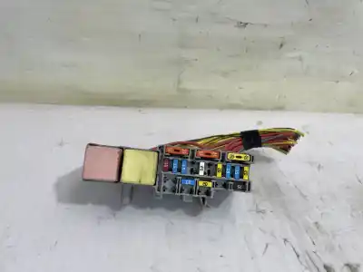 Автозапчасти б/у блок реле/предохранителей за renault scenic ii confort authentique ссылки oem iam 8200338695