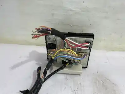 Автозапчасти б/у блок реле/предохранителей за renault scenic ii confort authentique ссылки oem iam 8200481866  