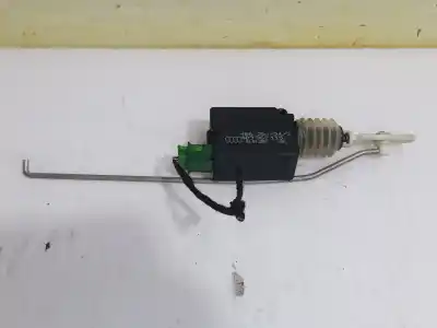 Pezzo di ricambio per auto di seconda mano motore chiusura cancello centralizzato per audi a6 c5 avant (4b5, 4b6) 2.5 tdi riferimenti oem iam 489962115