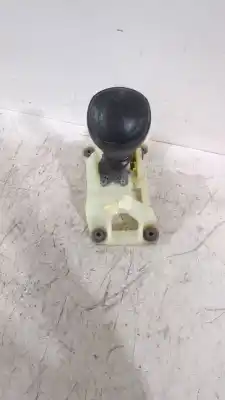 Pièce détachée automobile d'occasion LEVIER pour KIA CEE´D HATCHBACK (ED)  Références OEM IAM 437001H100  