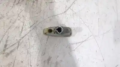 Pezzo di ricambio per auto di seconda mano lampada laterale sinistra per kia cee´d hatchback (ed) 1.6 crdi 90 riferimenti oem iam 923033l100  