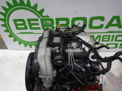 Second-hand car spare part complete engine for audi a4 berlina (8e) 2.5 tdi oem iam references 059103021l  