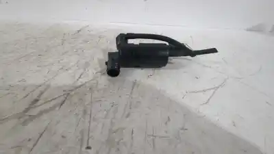 Second-hand car spare part washer pump for dacia sandero ii 1.5 dci oem iam references 8200067015