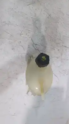 Second-hand car spare part coolant expansion tank for dacia sandero ii 1.5 dci oem iam references 217104354r