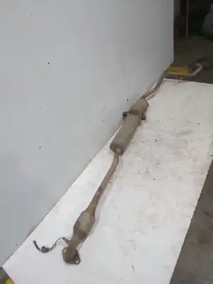 Peça sobressalente para automóvel em segunda mão catalisador por toyota yaris active referências oem iam 174100y770