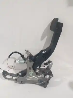 Peça sobressalente para automóvel em segunda mão pedal da embreagem por toyota yaris active referências oem iam 313110d110