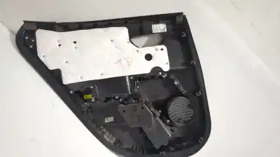 Автозапчастина б/у обликка задніх правіх дверей для kia stonic (yb) 1.0 t-gdi посилання на oem iam 83320h8510  