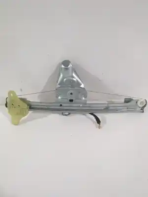 Second-hand car spare part passenger side right window regulator for dacia duster (hm_) 1.0 tce 90 oem iam references 807201952r  