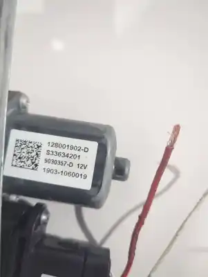 Second-hand car spare part driver left window regulator for dacia duster (hm_) 1.0 tce 90 oem iam references 807217664r  