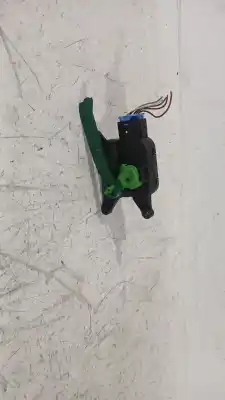 İkinci el araba yedek parçası Klima Kapaklari Açma Motoru için AUDI A4 B6 (8E2) 1.9 TDI OEM IAM referansları 0132801303  