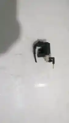 Pezzo di ricambio per auto di seconda mano VALVOLA ARIA AGGIUNTIVA per AUDI A4 B6 (8E2) 1.9 TDI Riferimenti OEM IAM 8E0906627A  