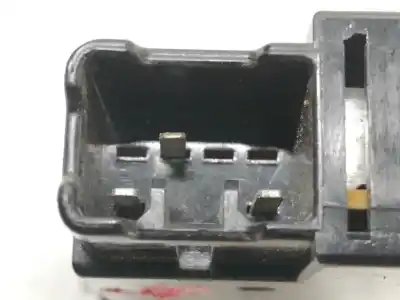 Second-hand car spare part switch for ford ranger (eq) extrakabine 4x4 oem iam references ea015126  