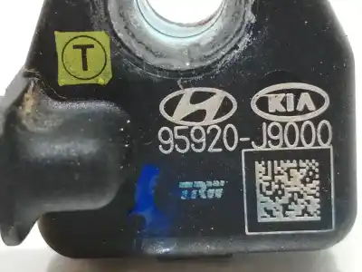 Peça sobressalente para automóvel em segunda mão sensor por hyundai kona sle 2wd referências oem iam 95920j900  