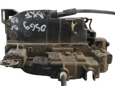 Second-hand car spare part front right door lock for renault clio iii confort dynamique oem iam references   