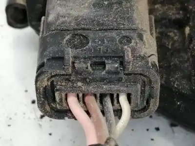 Second-hand car spare part front right door lock for renault clio iii confort dynamique oem iam references   