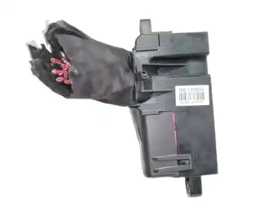Recambio de automóvil de segunda mano de caja reles / fusibles para skoda octavia berlina (1z3) 1.9 tdi referencias oem iam   