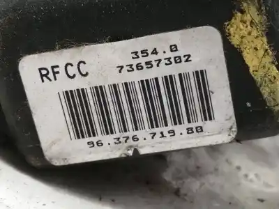 Pièce détachée automobile d'occasion boîtes à fusibles pour peugeot 106 (s2) 1.4 références oem iam 73657302  9637671980