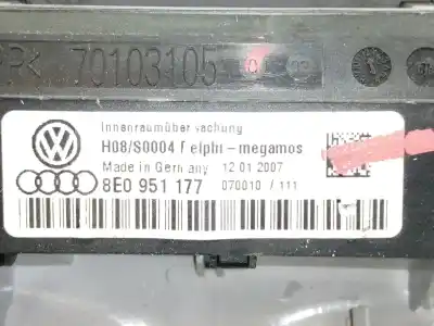 Second-hand car spare part interior light for audi a4 avant (8e) 2.0 tdi oem iam references 8e0951177  