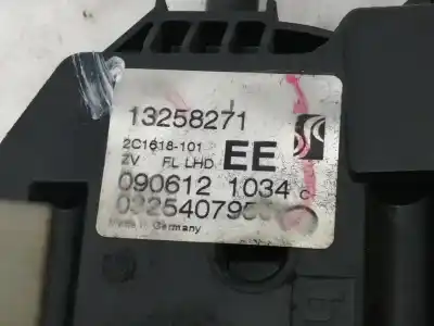 Peça sobressalente para automóvel em segunda mão fechadura da porta dianteira esquerda por opel meriva b cosmo referências oem iam 13258271  