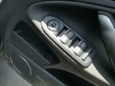 Peça sobressalente para automóvel em segunda mão botão / interruptor elevador vidro dianteiro esquerdo por ford kuga (cbv) titanium referências oem iam 8m5t14a132ac  