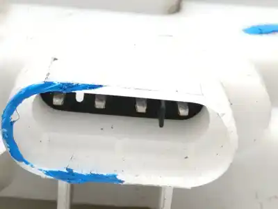 Second-hand car spare part front right door lock for renault twingo authentique oem iam references   